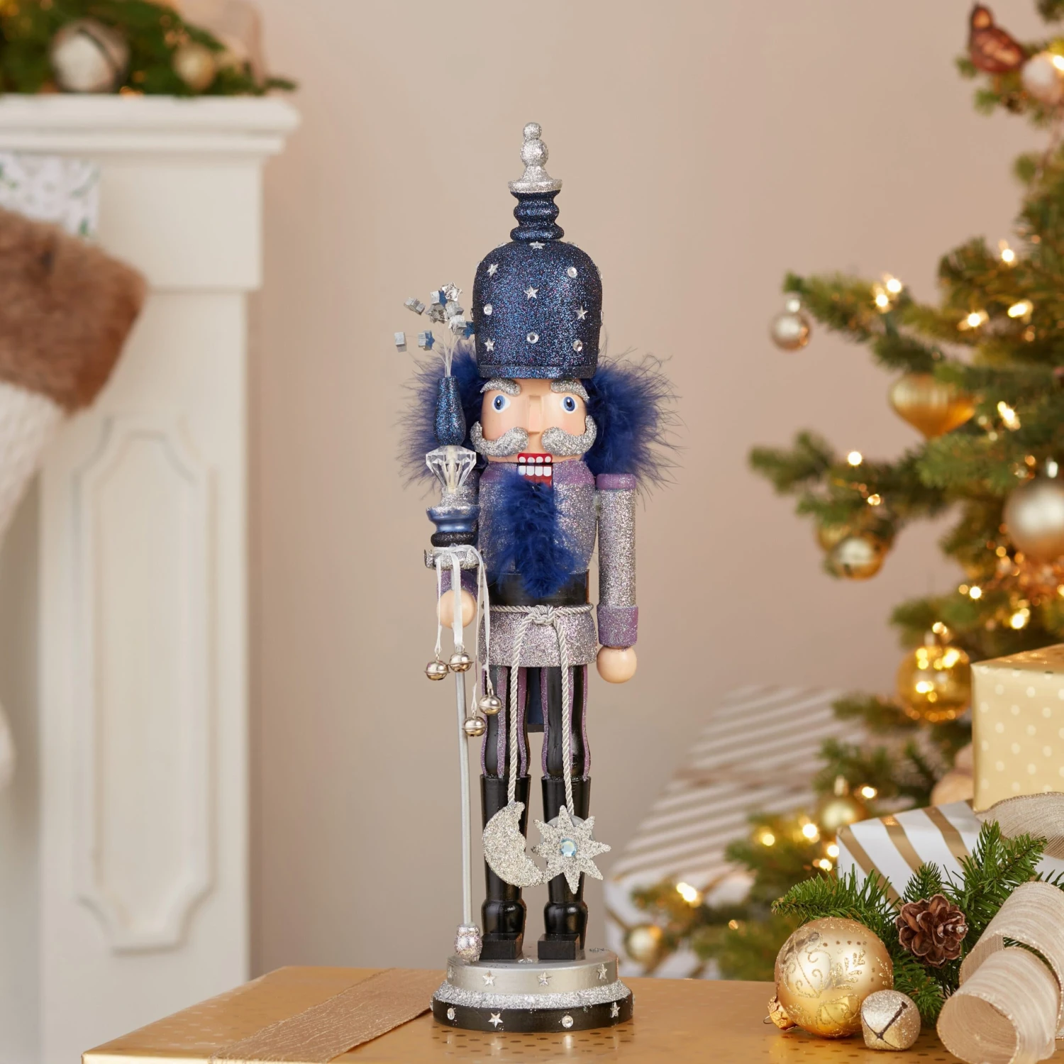 Kurt Adler 19-Inch Hollywood Night Stars Nutcracker - Image 7
